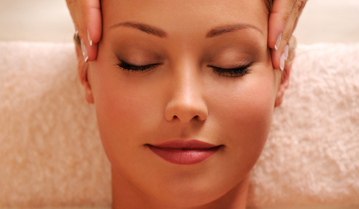 foto ilustrativa do tratamento de Drenagem Linfática Facial